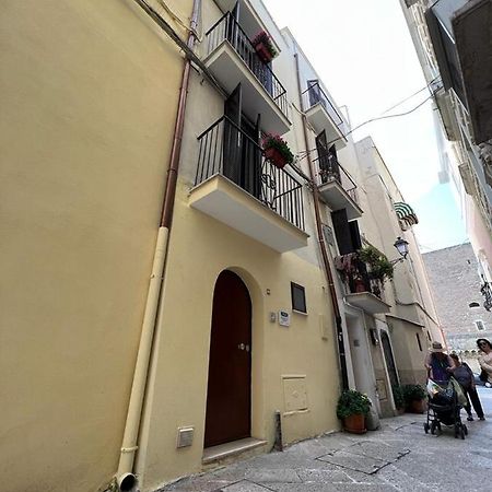 Вилла Borgo Degli Svevi Бари Экстерьер фото