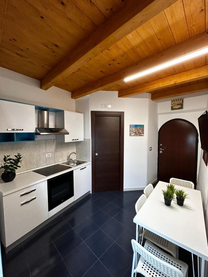 Вилла Borgo Degli Svevi Бари Экстерьер фото